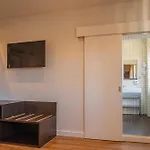 Guest house Riversuites