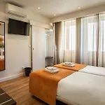 Guest house Riversuites 3*