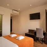 Guest house Riversuites 3*