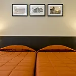 Riversuites Guest house