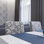 Riversuites
