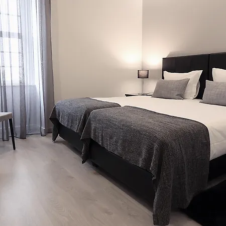 Riversuites 3*
