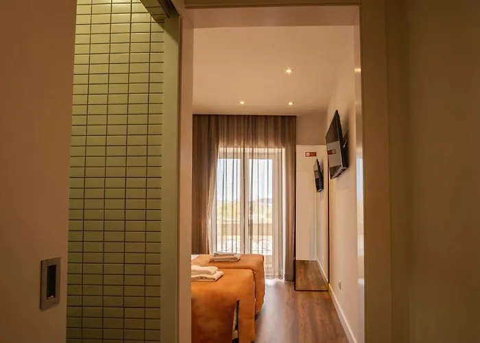 בית הארחה Riversuites 3*