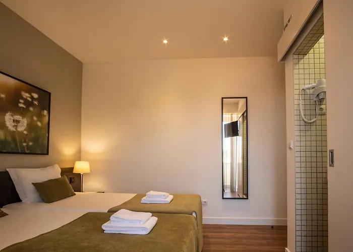 Riversuites בית הארחה קוימברה