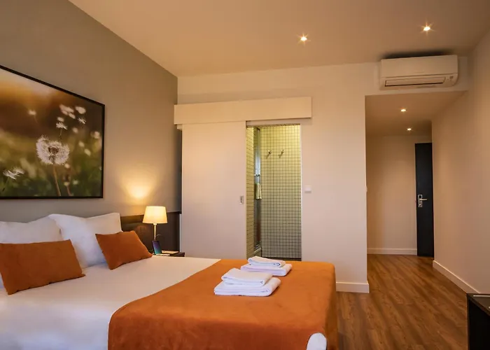 Riversuites בית הארחה קוימברה