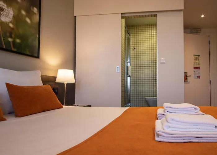 Riversuites 3*