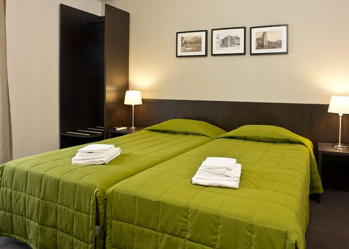 Riversuites