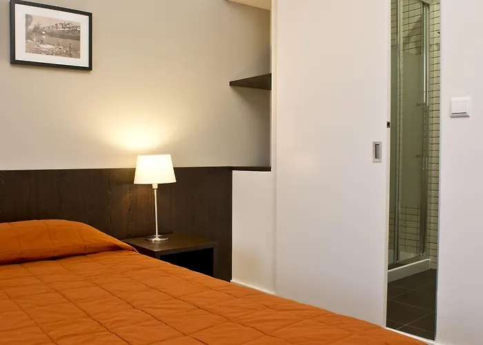 בית הארחה Riversuites 3*