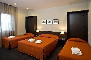 Riversuites Penzion 4*