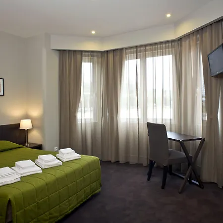 河畔套房酒店 招待所 科英布拉