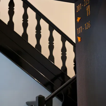 Riversuites בית הארחה 3*