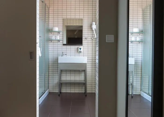 Riversuites 3* كويمبرا