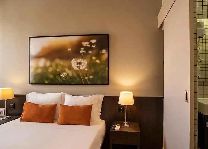 Riversuites