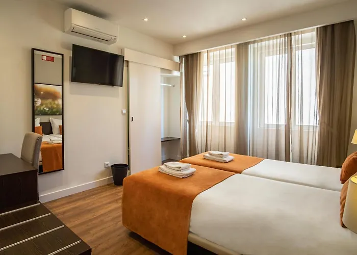 Πανσιόν Riversuites 4*
