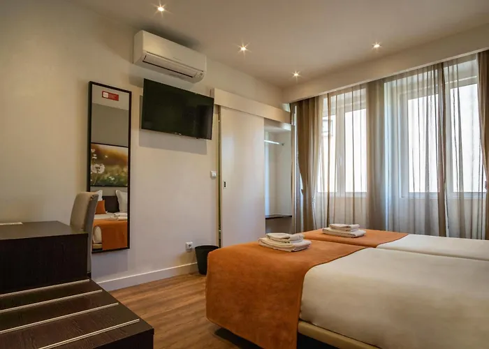 Πανσιόν Riversuites 4*