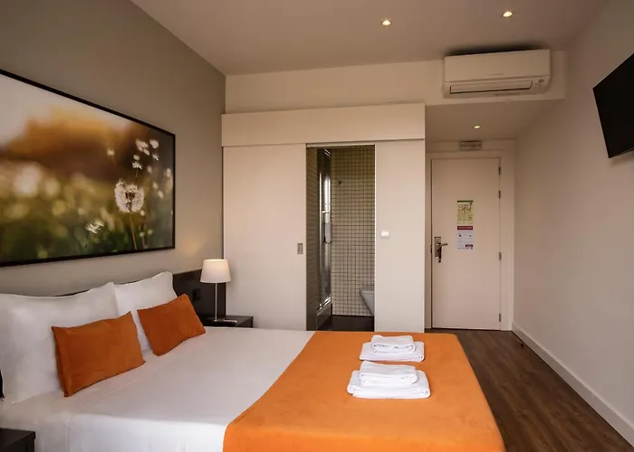 Riversuites Πανσιόν