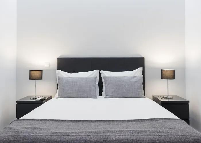 بيت ضيافة Riversuites كويمبرا