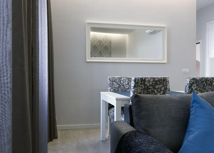 Riversuites Πανσιόν 4*