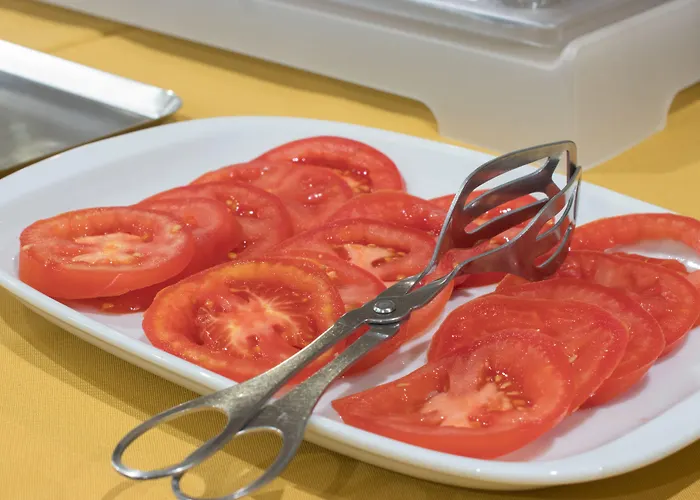 リバースイーツ ゲストハウス 4*